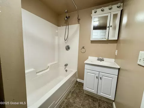314 Main St, Corinth, NY 12822 photo 17