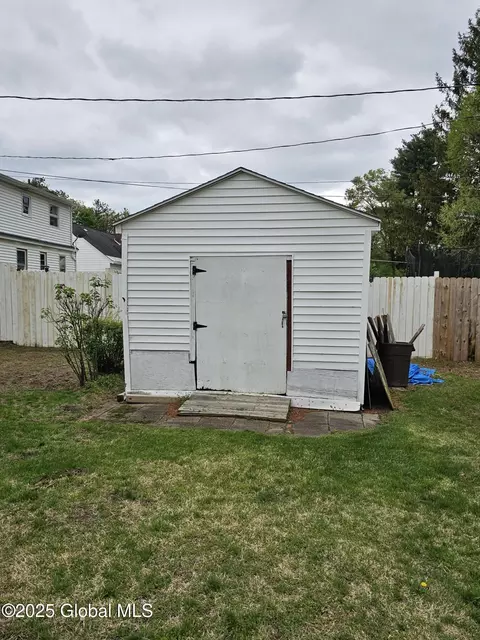 1824 Devendorf Rd, Schenectady, NY 12303 photo 18
