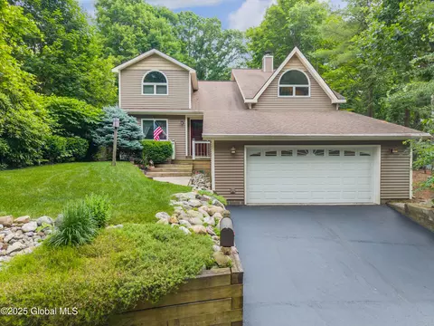 55 Holly Dr, Lake George, NY 12845
