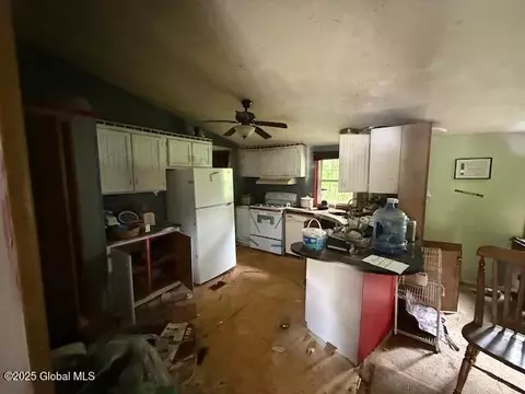 178 E High St, Malta, NY 12020 photo 4