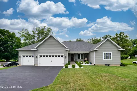 57 Plank Rd, Waterford, NY 12188