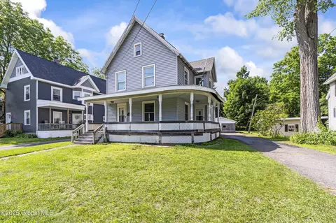 489 Kenwood Ave, Delmar, NY 12054 photo 2