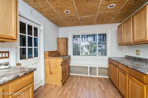 489 Kenwood Ave, Delmar, NY 12054 photo 9