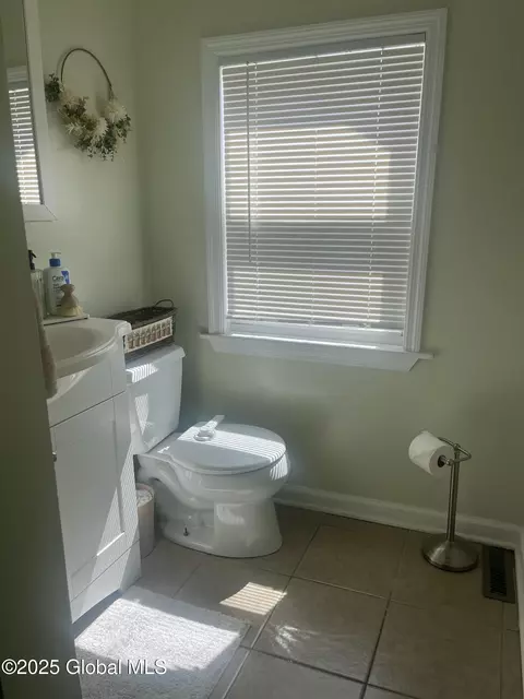 1137 Sumner Ave, Schenectady, NY 12309 photo 15