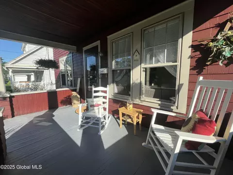 1137 Sumner Ave, Schenectady, NY 12309 photo 2