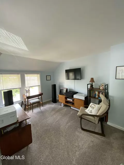 1137 Sumner Ave, Schenectady, NY 12309 photo 12