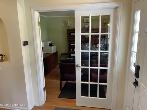 Entry Way - 85 Trinity Pl, Selkirk, NY 12158 photo 2 of 3