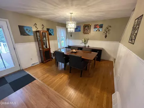 Dining - 85 Trinity Pl, Selkirk, NY 12158 photo 2 of 2