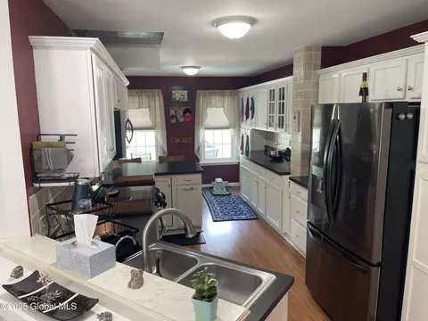 Kitchen - 85 Trinity Pl, Selkirk, NY 12158 photo 4 of 4