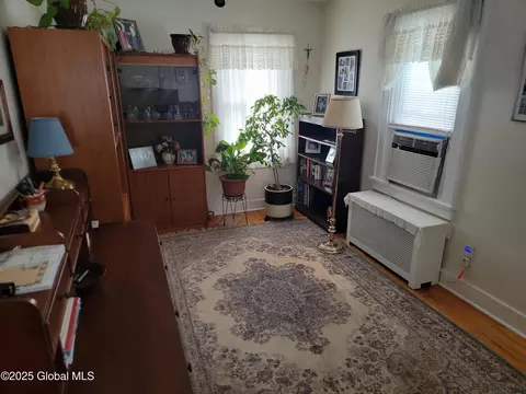 1045 Wallace Ave, Schenectady, NY 12306 photo 7