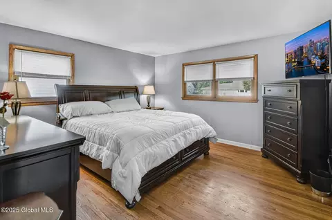 Bedroom - 954 Obrien Ave, Schenectady, NY 12303 photo 1 of 5