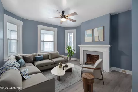 Living - 434 Cedar St, Schenectady, NY 12306 photo 2 of 4