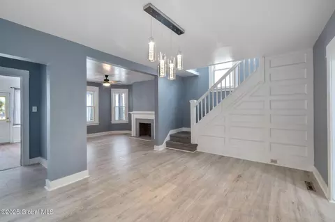 Living - 434 Cedar St, Schenectady, NY 12306 photo 1 of 4
