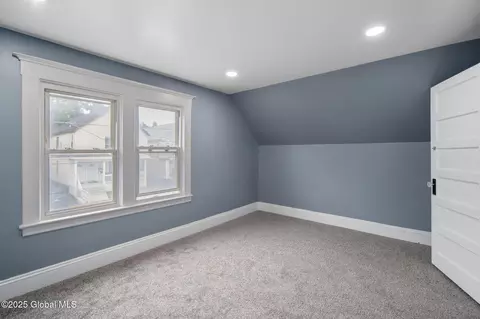 Bedroom - 434 Cedar St, Schenectady, NY 12306 photo 2 of 5