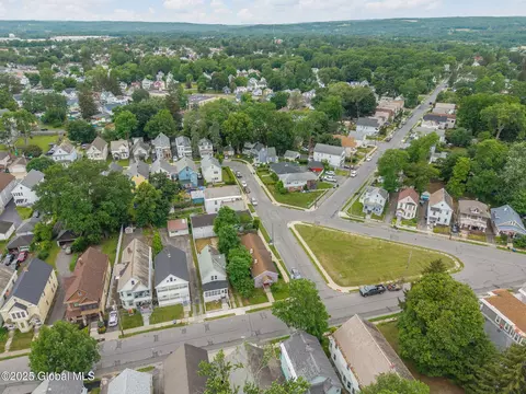 View/Area - 434 Cedar St, Schenectady, NY 12306 photo 1 of 1
