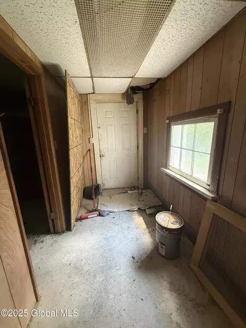 Entry Way - 326 Main St, Cairo, NY 12413 photo 1 of 2