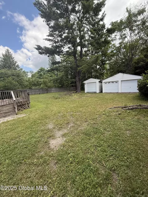 Exterior - 326 Main St, Cairo, NY 12413 photo 2 of 2