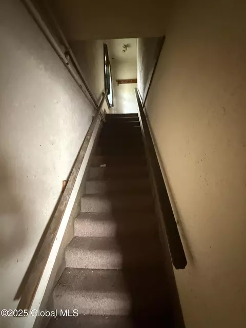 Entry Way - 326 Main St, Cairo, NY 12413 photo 2 of 2