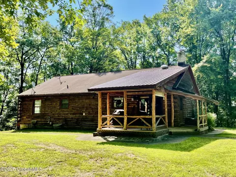 1297 Tripoli Rd, Fort Ann, NY 12827