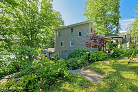 Exterior - 160 Lake Rd, Berne, NY 12023 photo 13 of 14