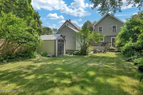 143 Manchester Rd, Schenectady, NY 12304 photo 32