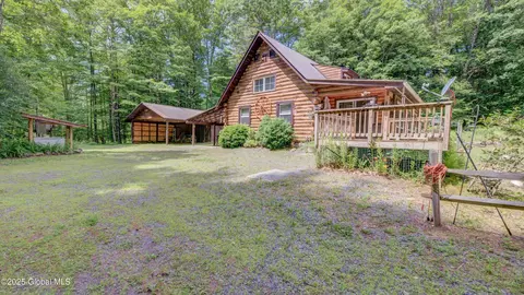 260 Old Northville Rd, Northville, NY 12134