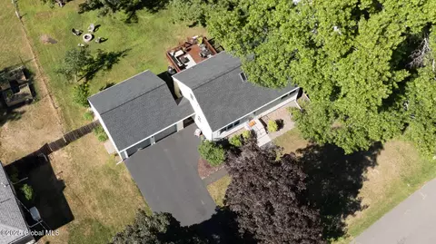 23 Mcmillen Pl, Delmar, NY 12054 photo 45
