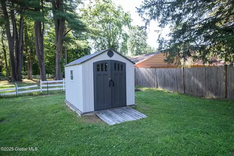 23 Mcmillen Pl, Delmar, NY 12054 photo 40