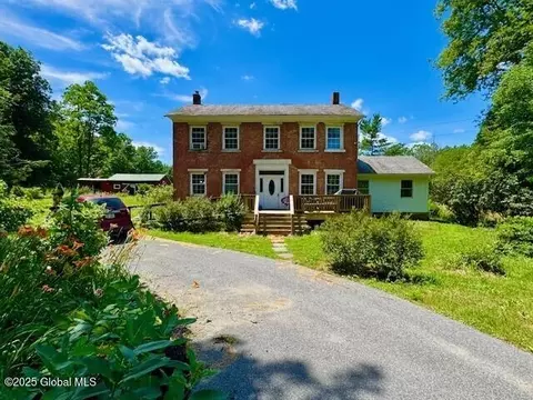 415 Upper Turnpike Rd, Granville, NY 12832