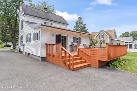 2353 Curry Rd, Schenectady, NY 12303 photo 25