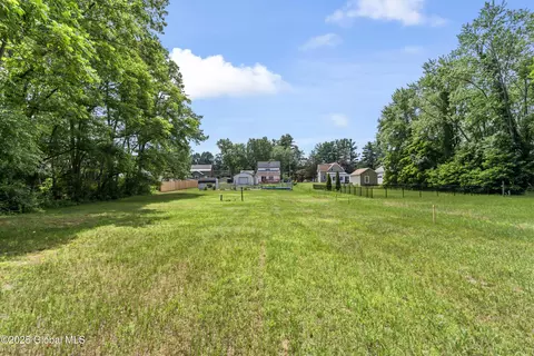 2353 Curry Rd, Schenectady, NY 12303 photo 35