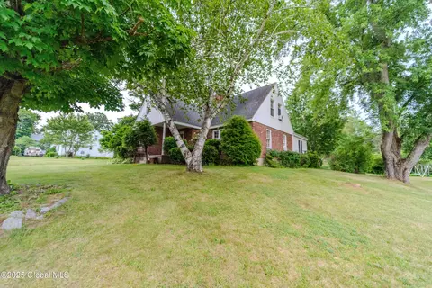 760 Ny-146, Altamont, NY 12009