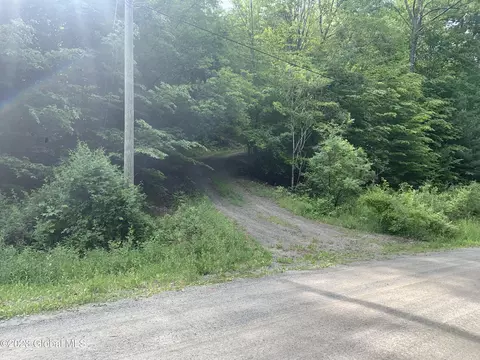 189 Covenant Cir, East Nassau, NY 12062