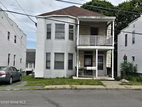 6 Arch St, Watervliet, NY 12189