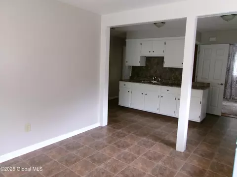 336 Gardinier St, Schenectady, NY 12306 photo 14