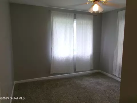 336 Gardinier St, Schenectady, NY 12306 photo 22