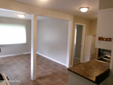 336 Gardinier St, Schenectady, NY 12306 photo 25