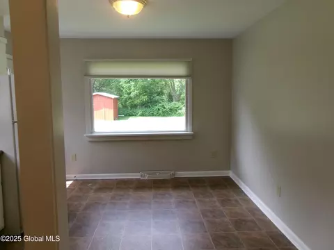 336 Gardinier St, Schenectady, NY 12306 photo 20