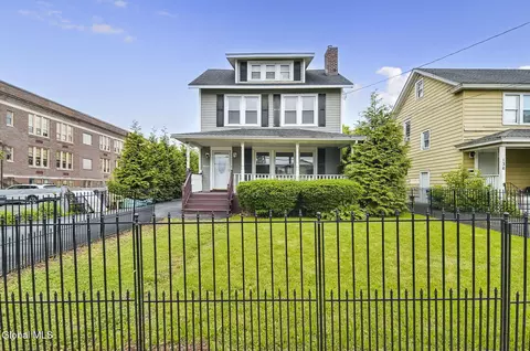 134 Whitehall Rd, Albany, NY 12209