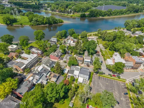 View/Area - 8 Front St, Schenectady, NY 12305 photo 3 of 4