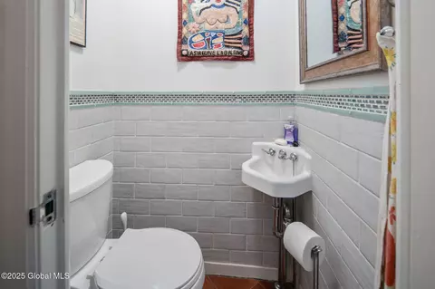 Bath - 8 Front St, Schenectady, NY 12305 photo 1 of 5