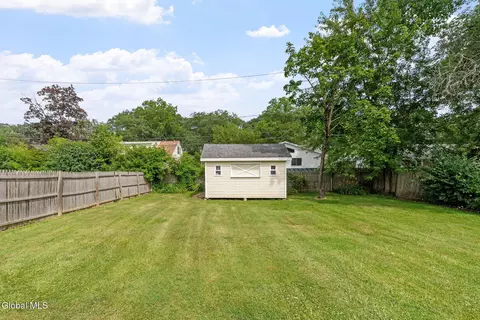 Exterior - 1226 Sumner Ave, Schenectady, NY 12309 photo 4 of 6