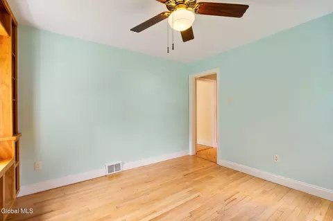 Bedroom - 1226 Sumner Ave, Schenectady, NY 12309 photo 3 of 9