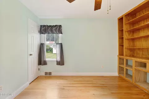 Bedroom - 1226 Sumner Ave, Schenectady, NY 12309 photo 2 of 9