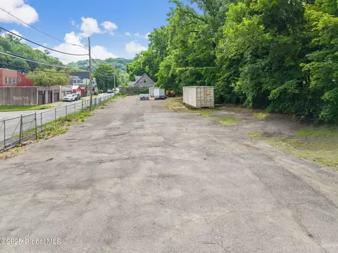 L3 Ida Street, Troy, NY 12180