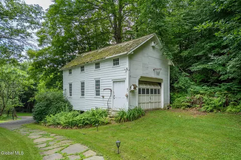 203 Center Rd, Eagle Bridge, NY 12057 photo 6