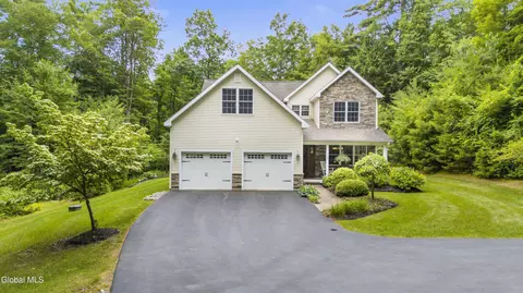 49 Cotherman Dr, Lake George, NY 12845