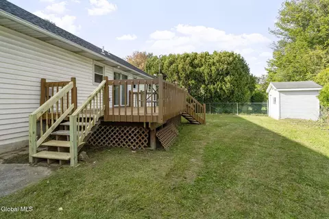 Exterior - 3 Longmeadow Dr, Delmar, NY 12054 photo 6 of 8