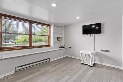 Living - 3 Longmeadow Dr, Delmar, NY 12054 photo 1 of 1