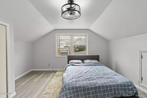 Bedroom - 3 Longmeadow Dr, Delmar, NY 12054 photo 5 of 6